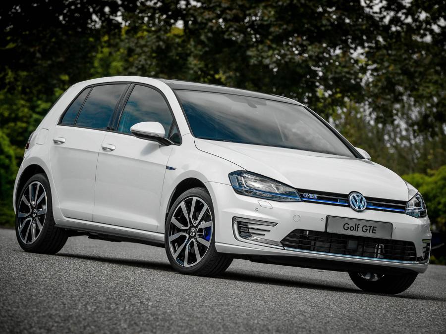  Volkswagen Golf GTE 5-Door 2014 года  (фото 17 из 45)